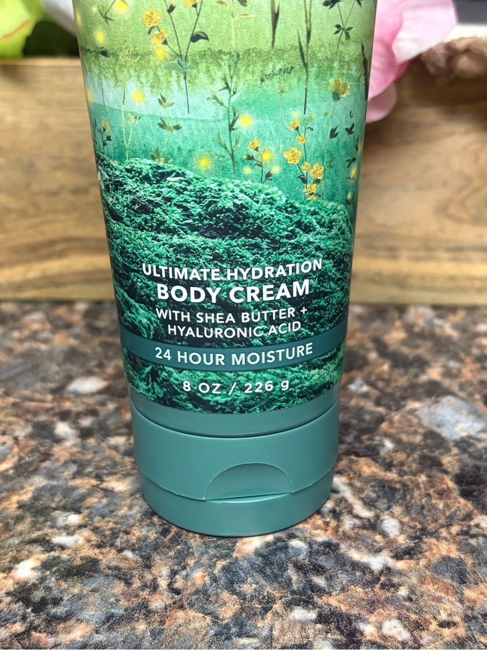 Chasing Fireflies Body Cream - Picture 2 of 6